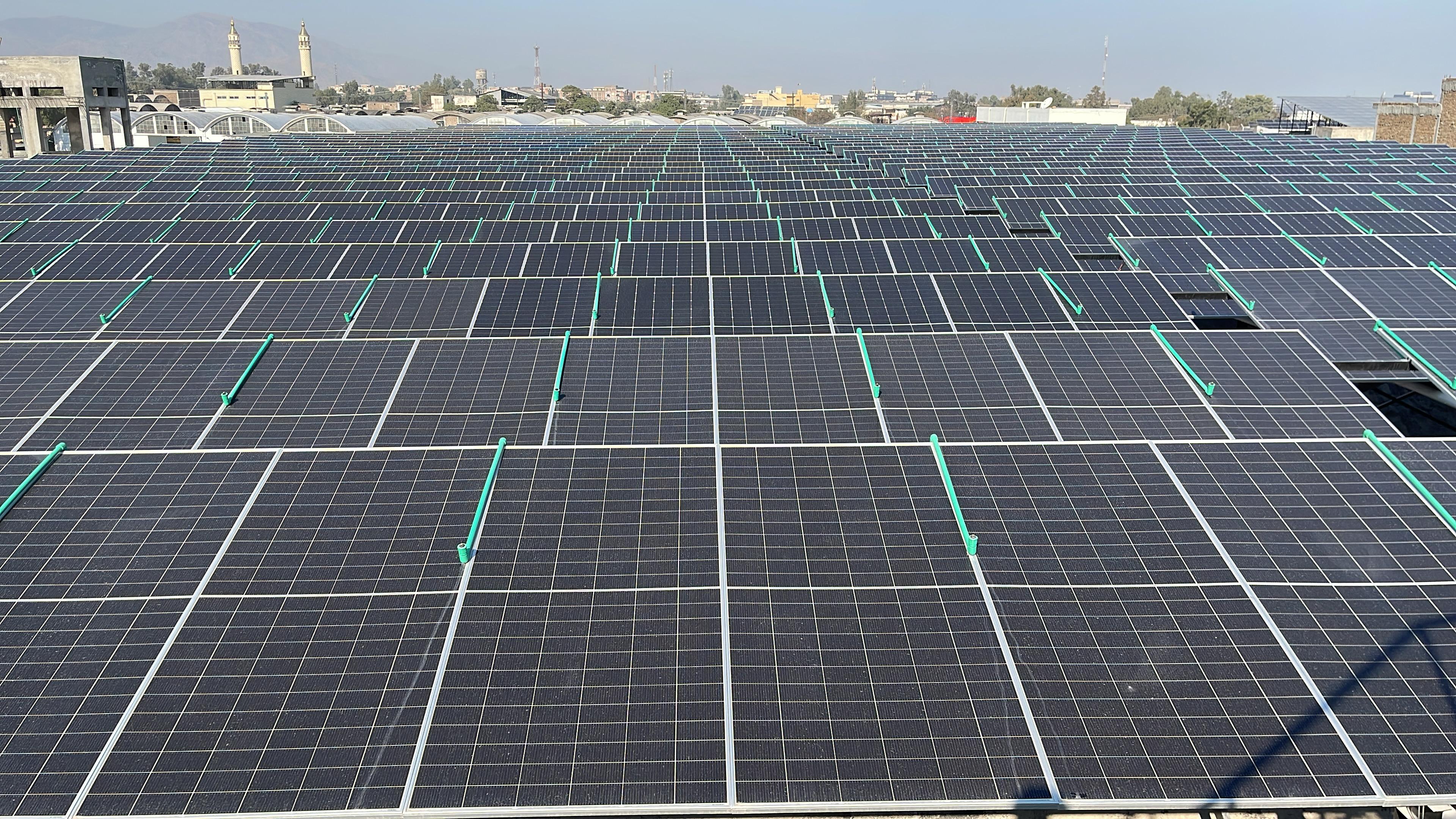 700 KW On Grid Hybrid Solar Installation in Peshawar